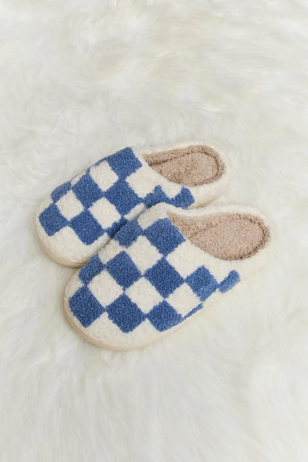 Melody Checkered Print Plush Slide Slippers - Elena Rae Co.